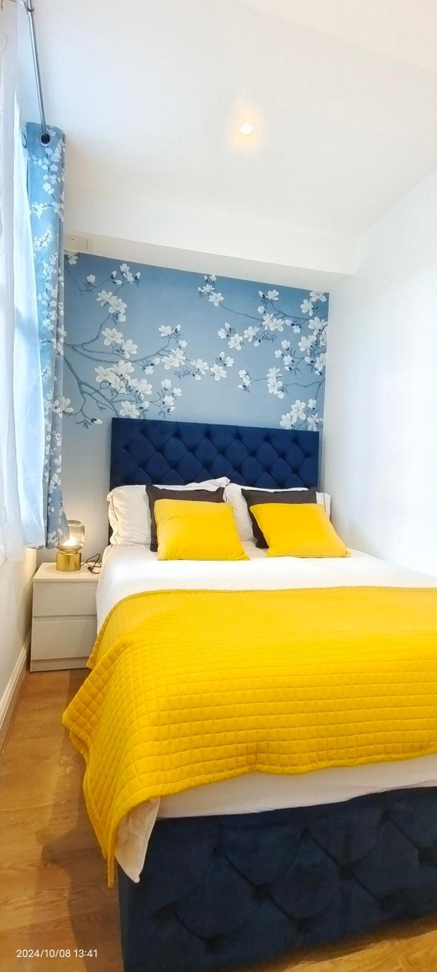 Blossom Apartment With Garden Londres Exterior foto